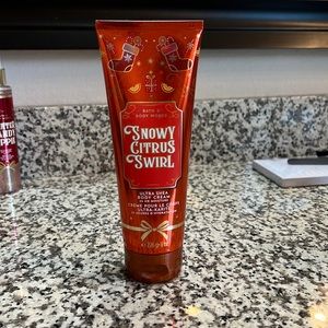 B&BW Snowy Citrus Swirl Ultra Shea Body Cream